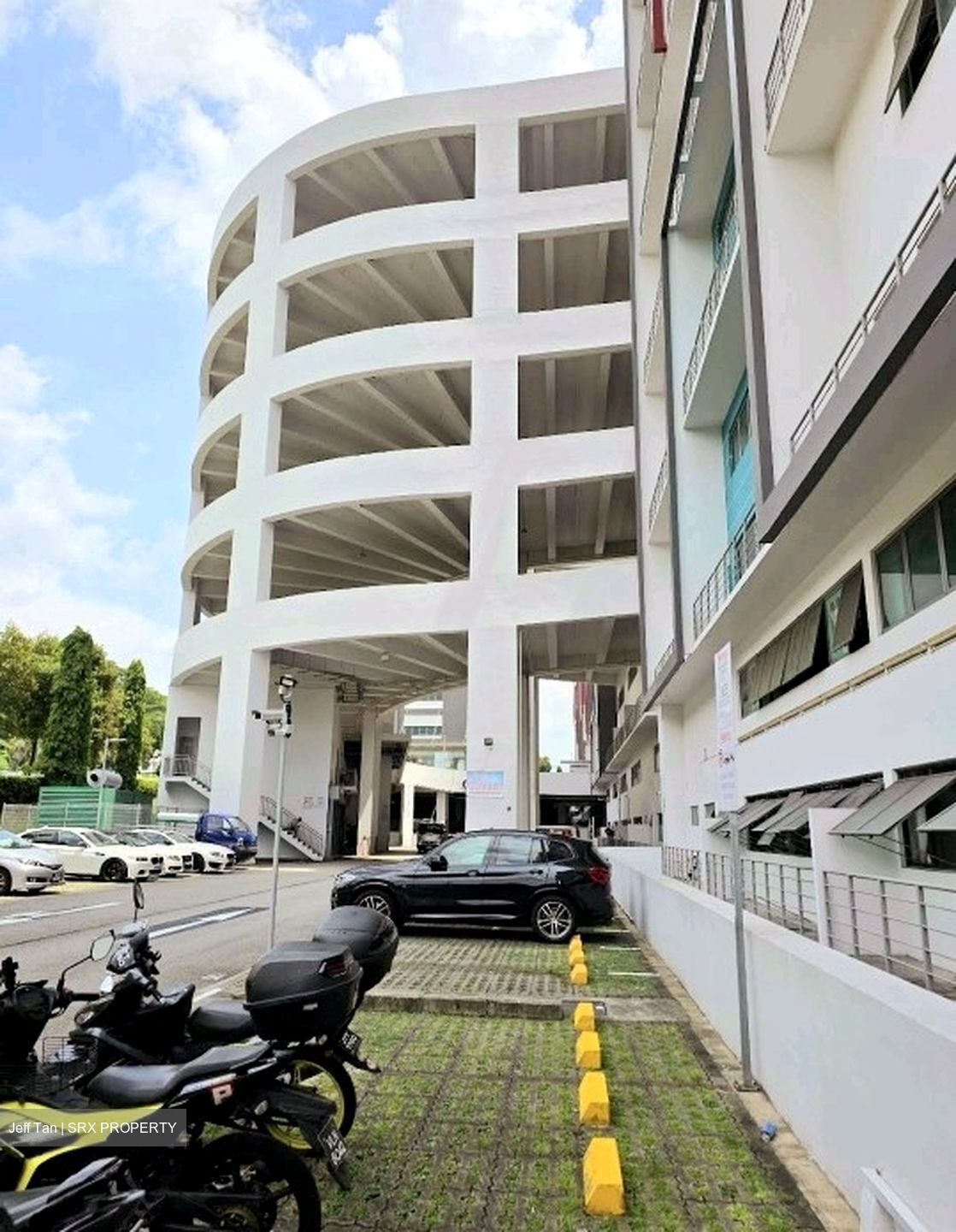 Premier @ Kaki Bukit (D14), Factory #557454111